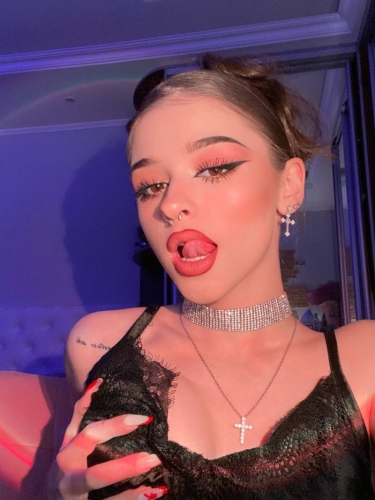 Клара - Проститутка Питера, размер груди 3, метро Маяковская