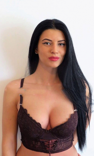 Юля - Индивидуалка Питера, размер груди 3, метро Звенигородская